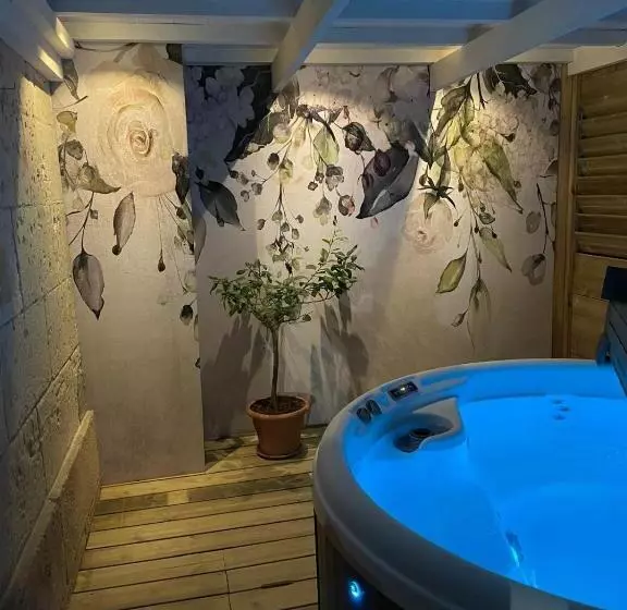 Majatalo Le Clos Pascaline