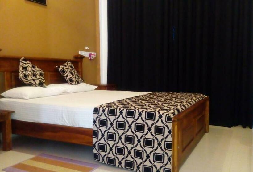 بنسيون Summerland Residence