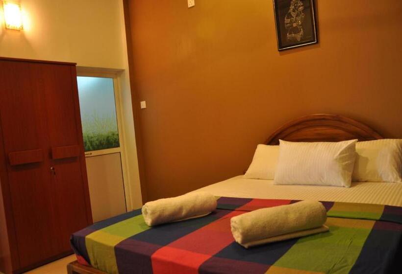 بنسيون Summerland Residence