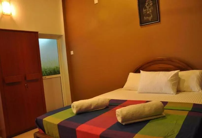 Majatalo Summerland Residence