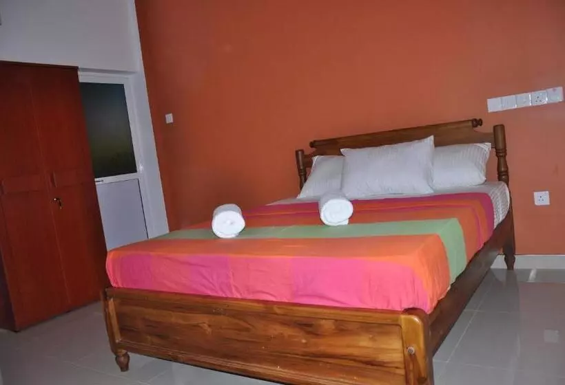 Majatalo Summerland Residence