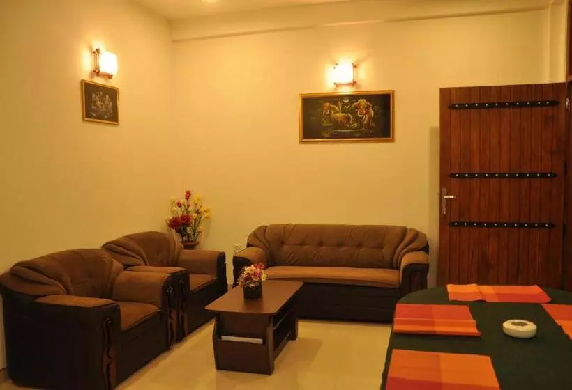 Majatalo Summerland Residence