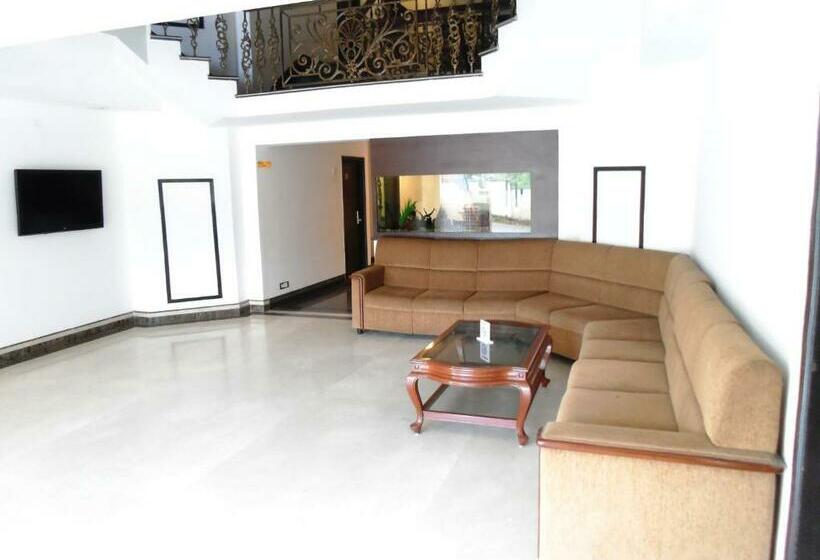 בית מלון כפרי Varaha Valley