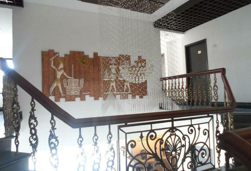 בית מלון כפרי Varaha Valley