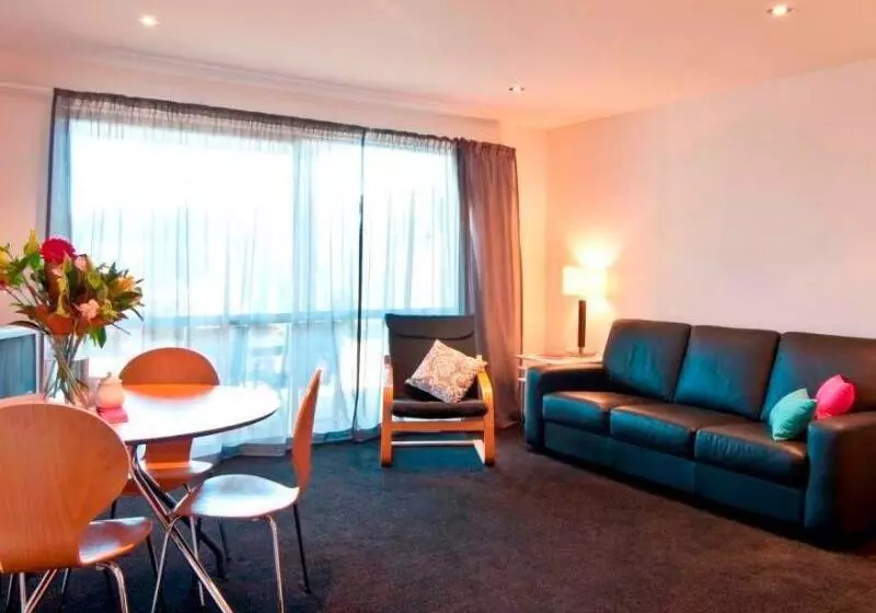 Alpine Resort Wanaka Thc Hotels And Resorts