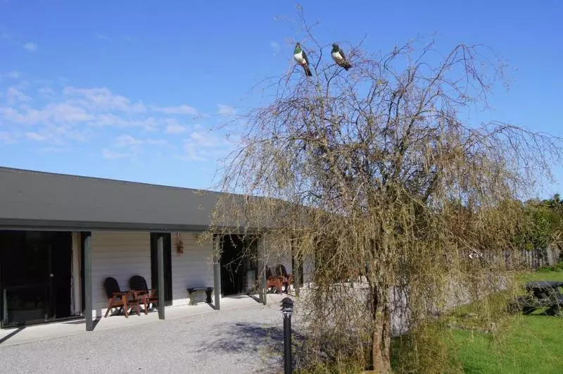 Отель Heritage Park Lodge