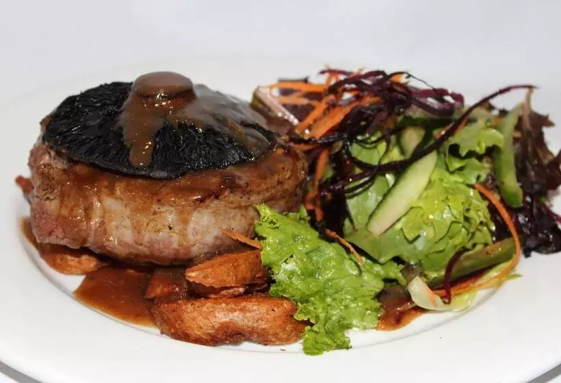 هتل Lakeland Resort Taupo