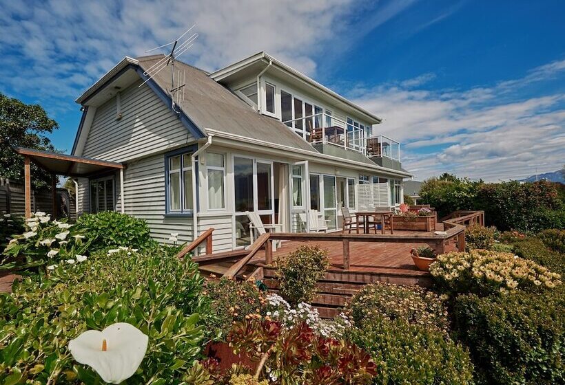 ホテル Lemon Tree Lodge