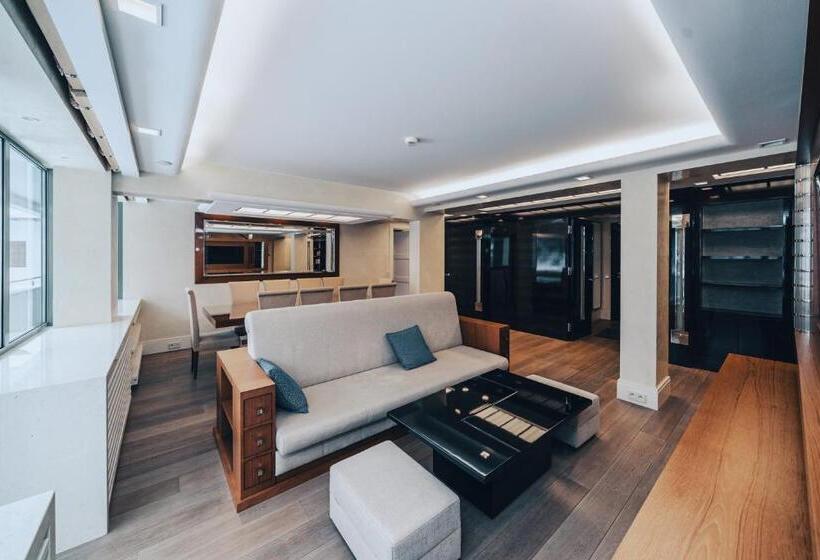 בית מלון כפרי Murowanica