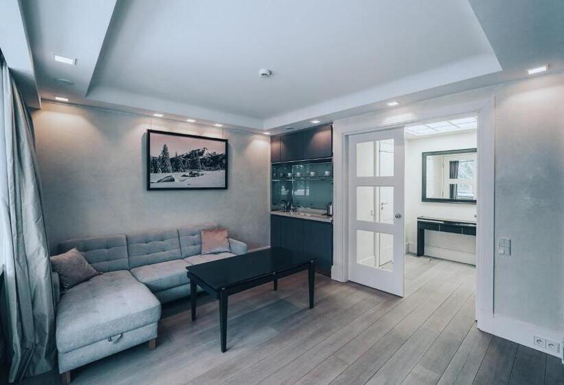 בית מלון כפרי Murowanica