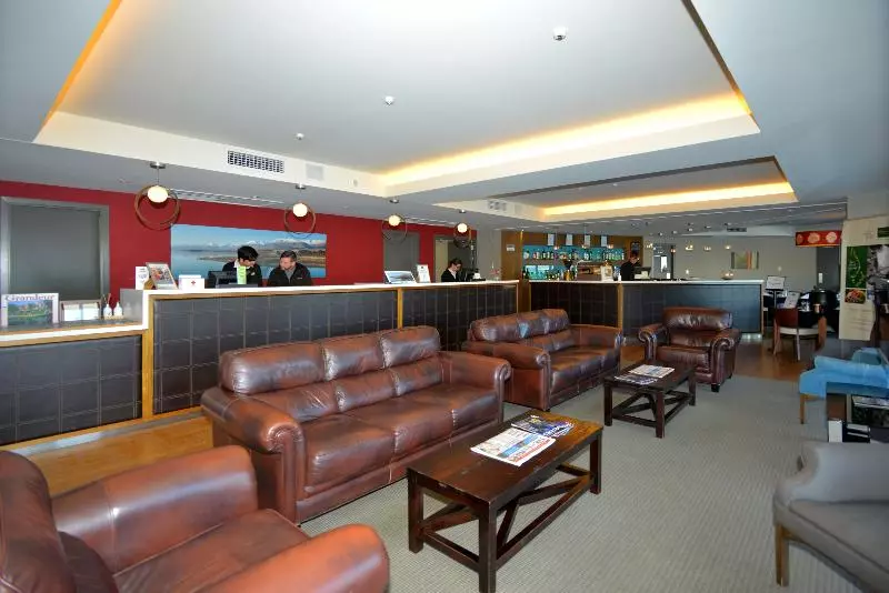 هتل Peppers Bluewater Resort