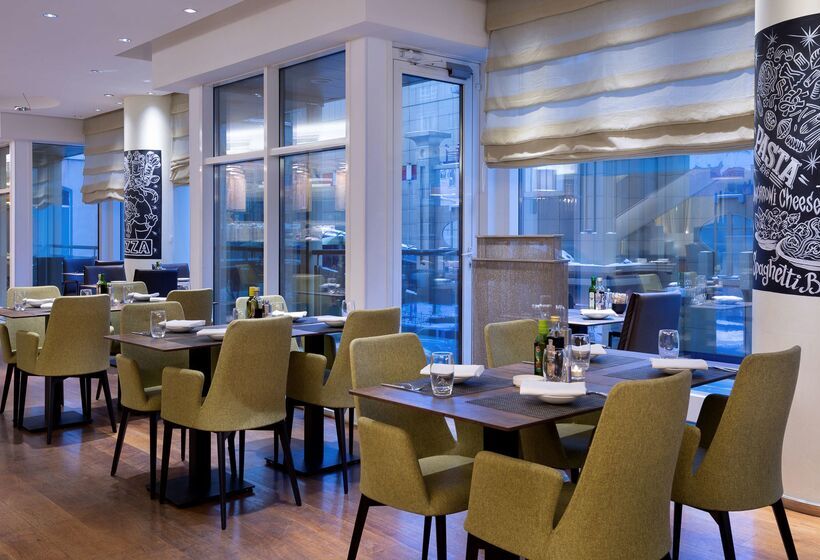 בית מלון כפרי Radisson Blu Belorusskaya