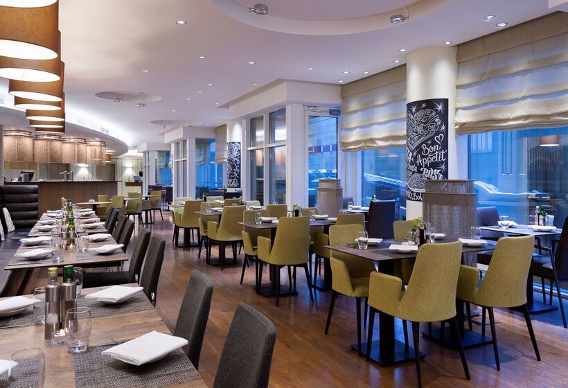 בית מלון כפרי Radisson Blu Belorusskaya