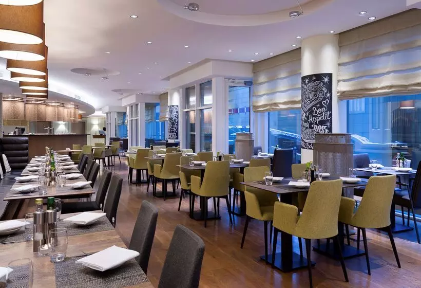 هتل Radisson Blu Belorusskaya