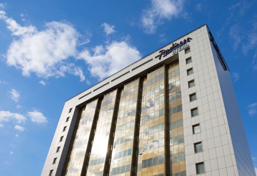 בית מלון כפרי Radisson Blu Belorusskaya