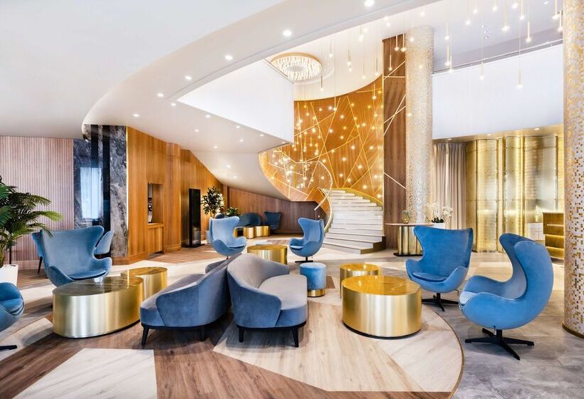 בית מלון כפרי Radisson Blu Belorusskaya