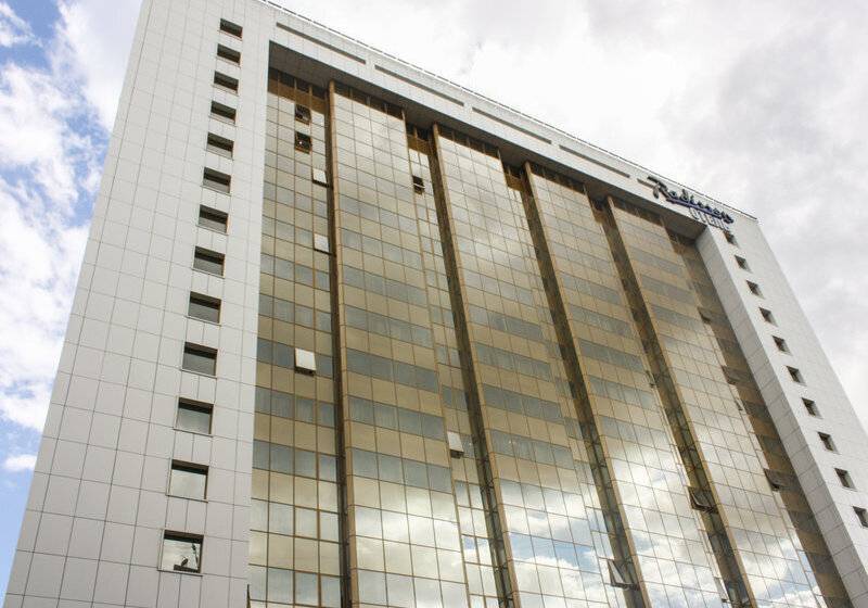 בית מלון כפרי Radisson Blu Belorusskaya