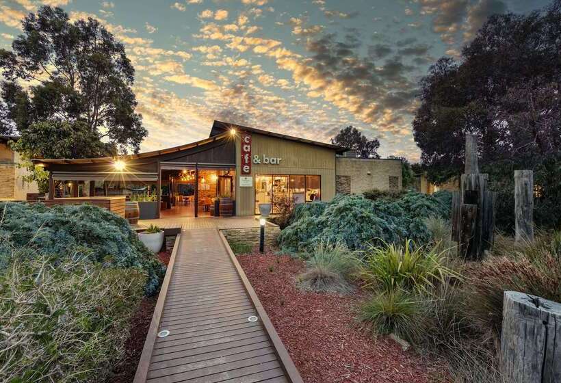 בית מלון כפרי Ramada Resort By Wyndham Phillip Island