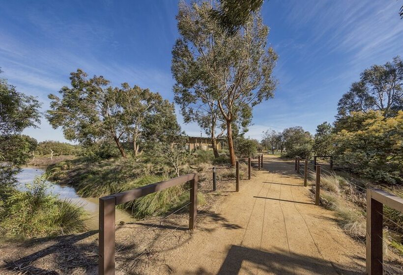 בית מלון כפרי Ramada Resort By Wyndham Phillip Island