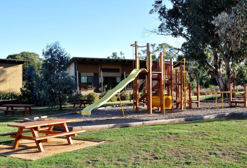 בית מלון כפרי Ramada Resort By Wyndham Phillip Island