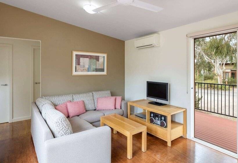 בית מלון כפרי Ramada Resort By Wyndham Phillip Island