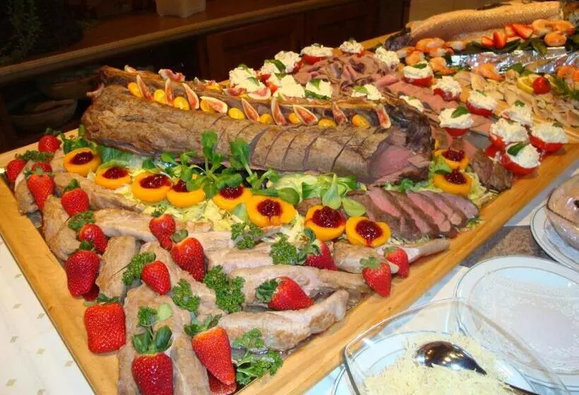 בית מלון כפרי Regina