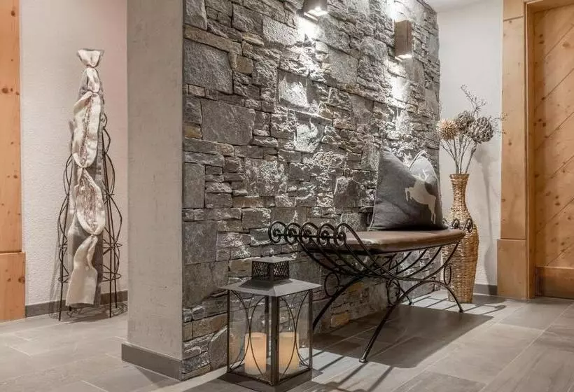 בית מלון כפרי Regina