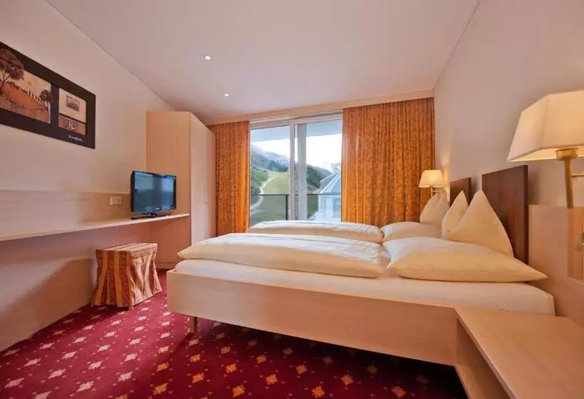 בית מלון כפרי Regina