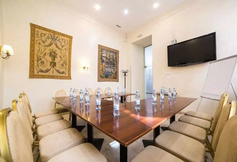 Hotel Optima Collection Medievale Lviv