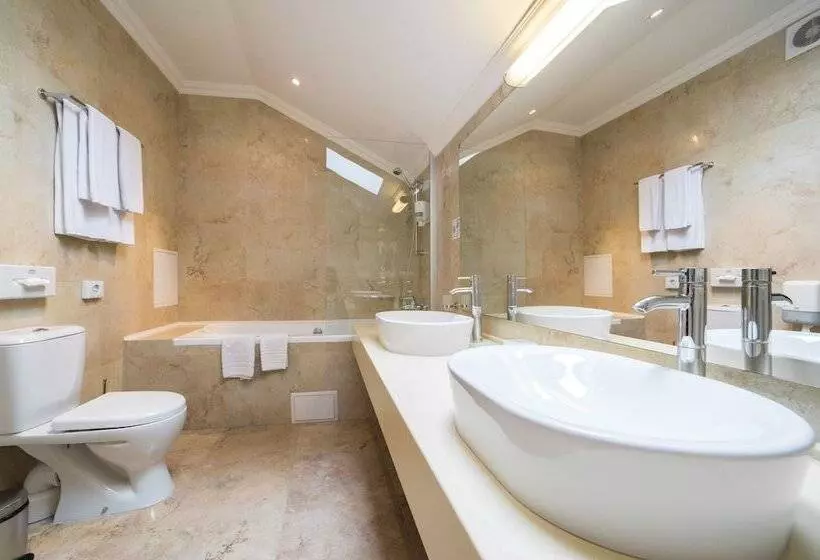 Hotel Optima Collection Medievale Lviv