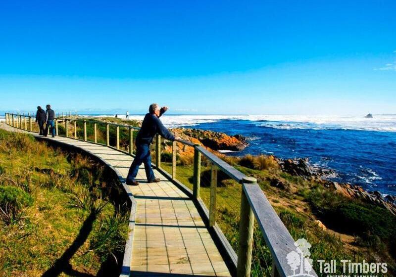 בית מלון כפרי Tall Timbers Tasmania