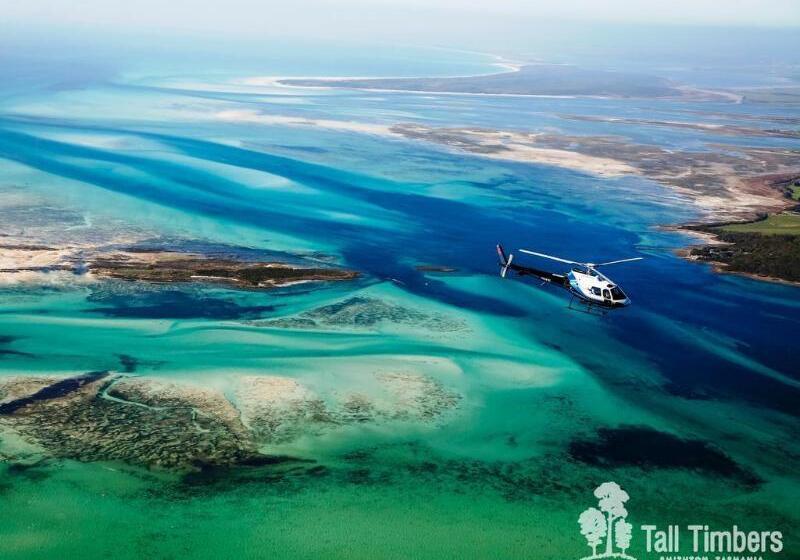 בית מלון כפרי Tall Timbers Tasmania