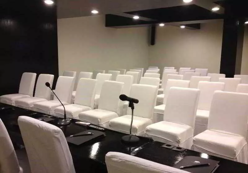 The Rhino Resort Hotel & Spa