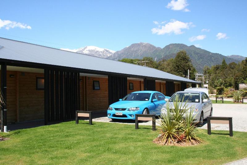 Отель Westwood Lodge