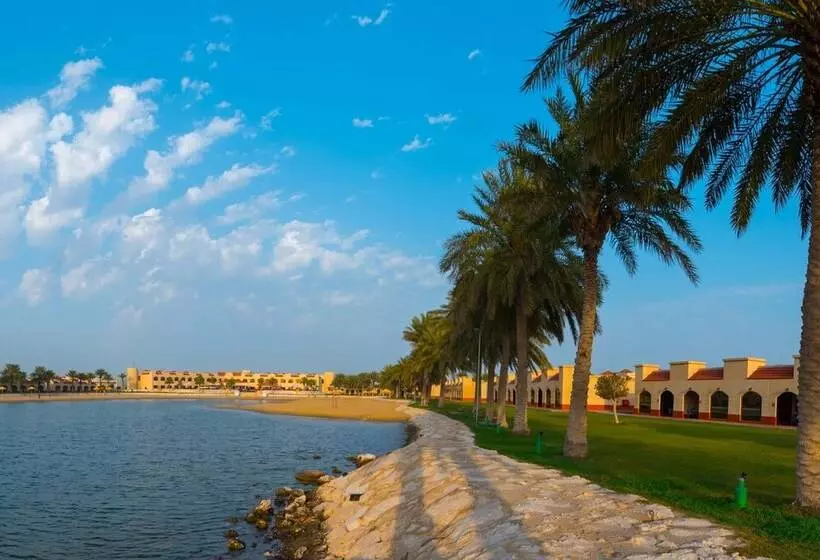 Mena Holiday Beach Resort Half Moon