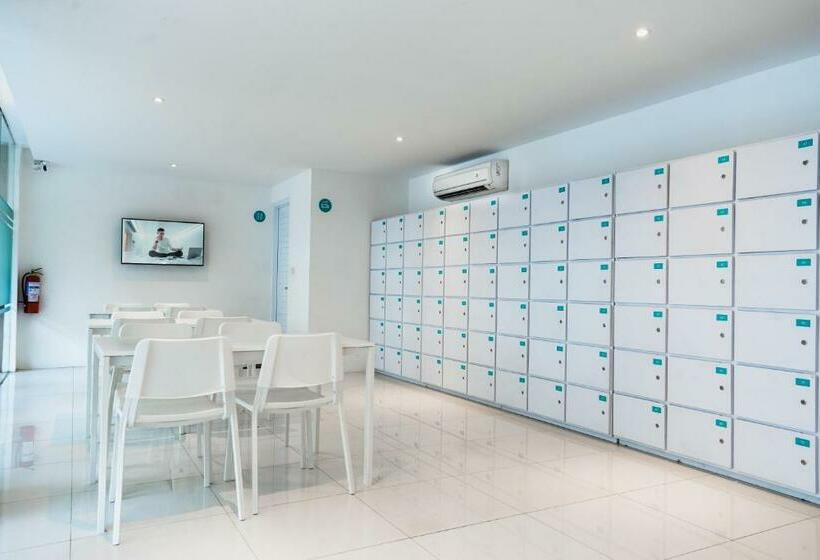 هتل Bobopod Pancoran, Jakarta