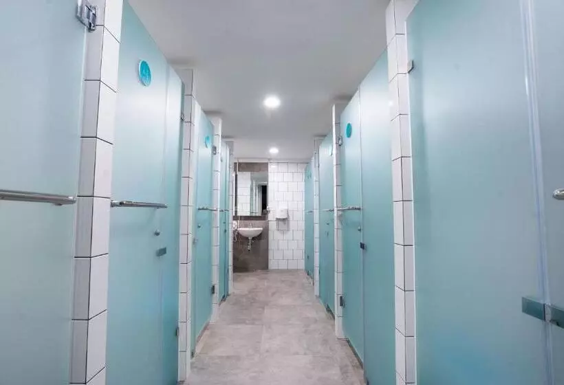 ホテル Bobopod Pancoran, Jakarta