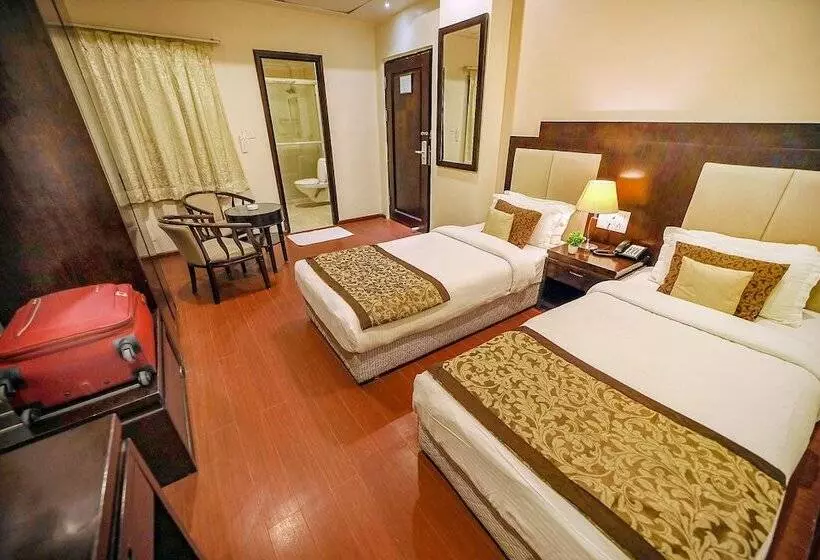 Hotel Gold Leaf, Udaipur