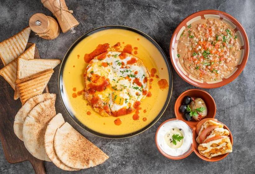 Gravity Hotel Abu Dhabi