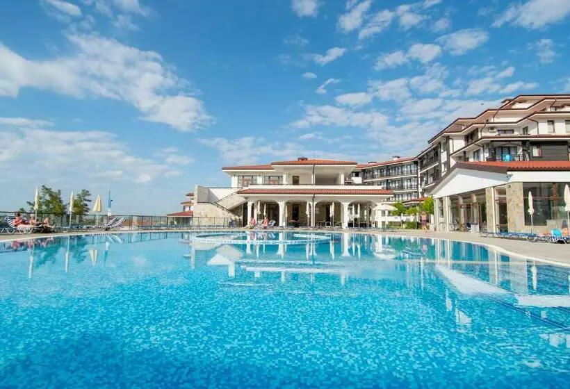 Nevis Resort & Aqua Park   All Inclusive