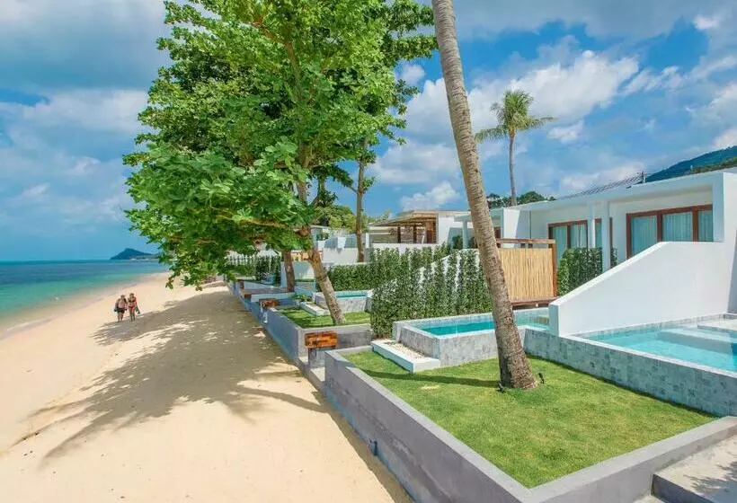 Lomakeskus White Whale Beachfront Poolvilla