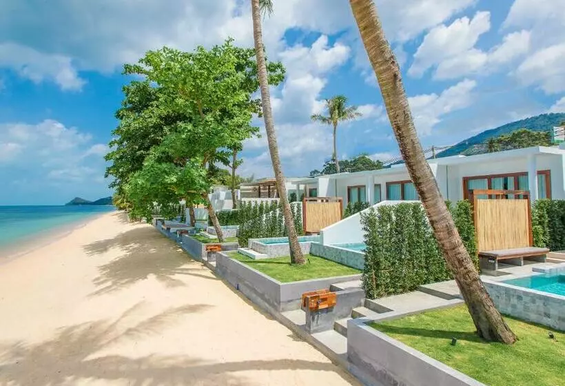 Lomakeskus White Whale Beachfront Poolvilla