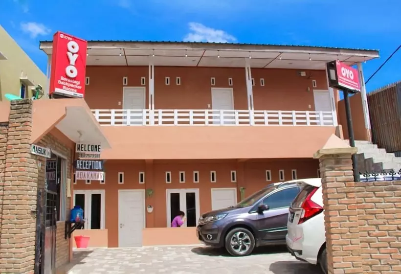 Retkeilymaja Berastagi Backpacker Rooms By Oyo Rooms