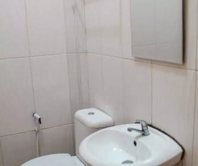 Retkeilymaja Berastagi Backpacker Rooms By Oyo Rooms