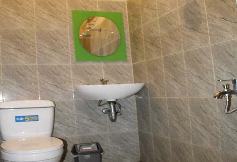 הוסטל Berastagi Backpacker Rooms By Oyo Rooms