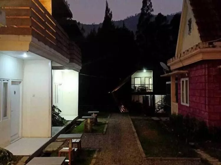 Aamiaismajoitus (B&B) Istana Bromo Resort