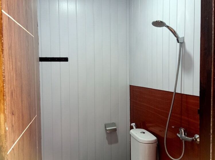 민박 Istana Bromo Resort