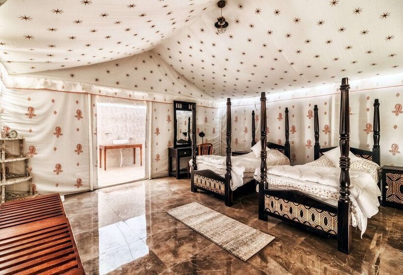 בית מלון כפרי Aravali Nature Luxury Camp