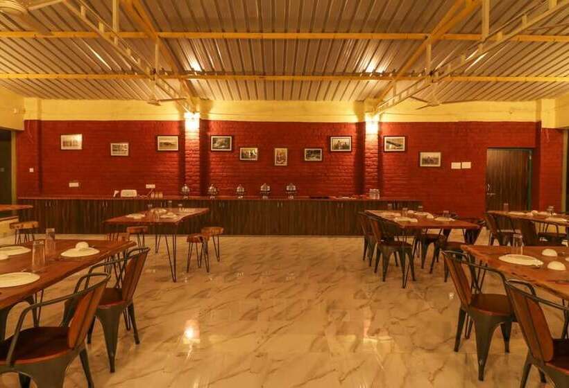 בית מלון כפרי Aravali Nature Luxury Camp