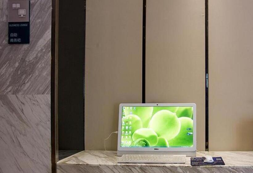 فندق City Comfort Inn Xiangyang Laohekou 4th Middle School Bus Station